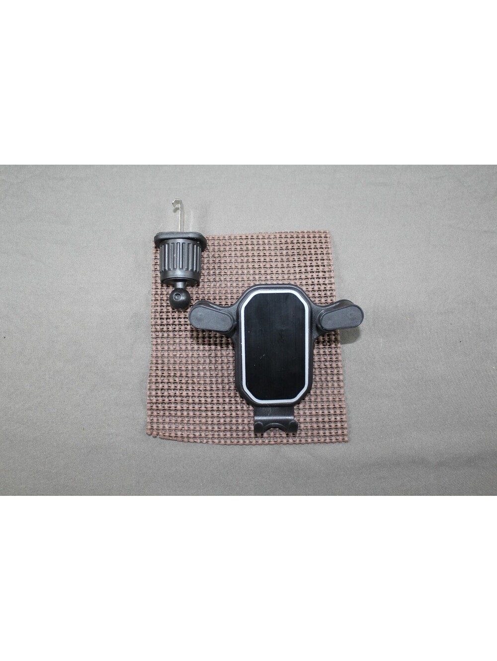 Universal Car Air Vent Phone Holder Mount - Secure & Easy